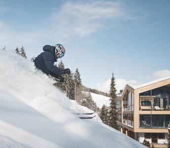 hotel-zirm-winter-direkt-an-der-piste